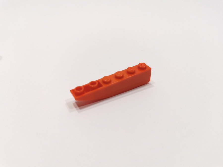 Lego - slope - curved - böjd - inverted - 6x1 - part 42023 - röd