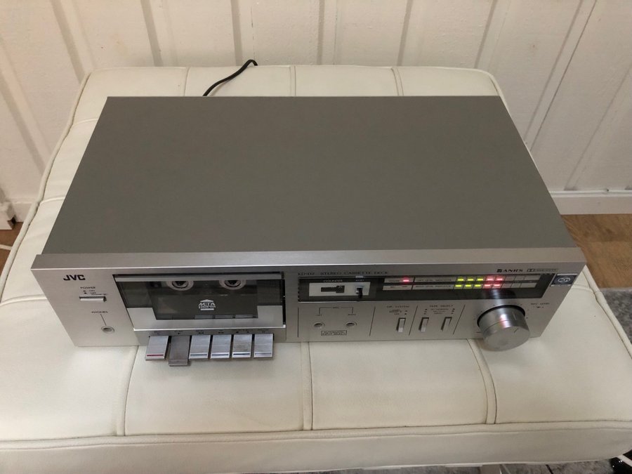 JVC KD-D2 Stereo Kassettbandspelare