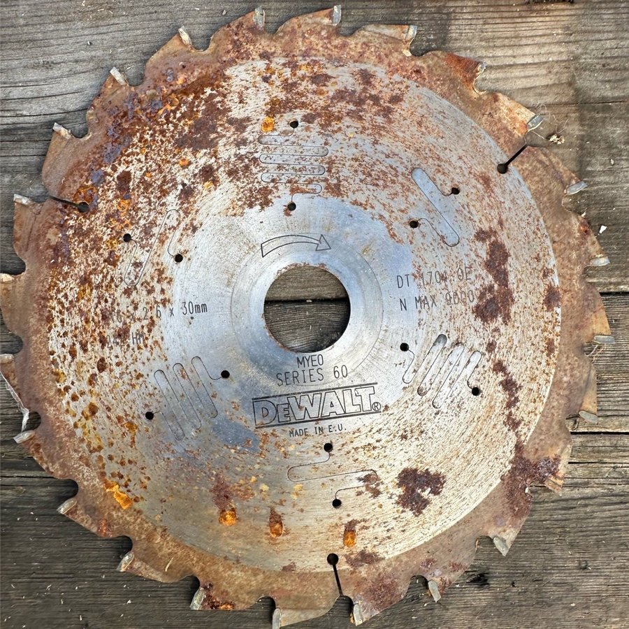 255mm samt 216mm Sågblad Dewalt kapsåg gersåg