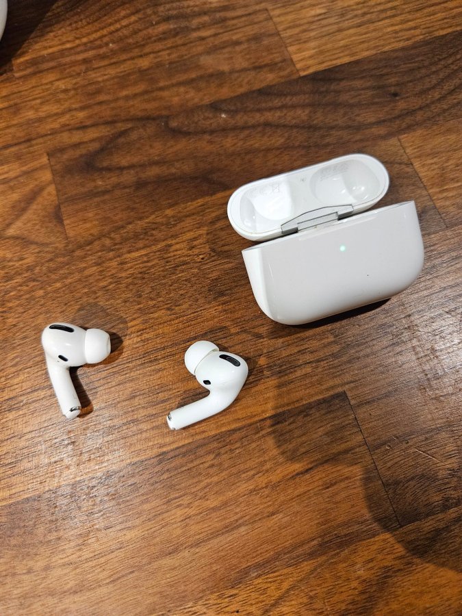 Apple AirPods Pro