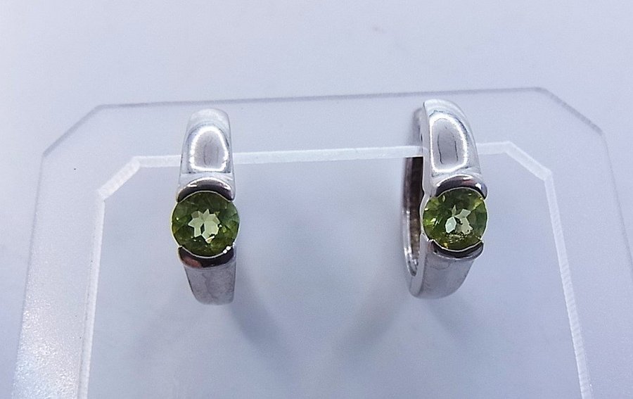 PERIDOT Hoop örhängen