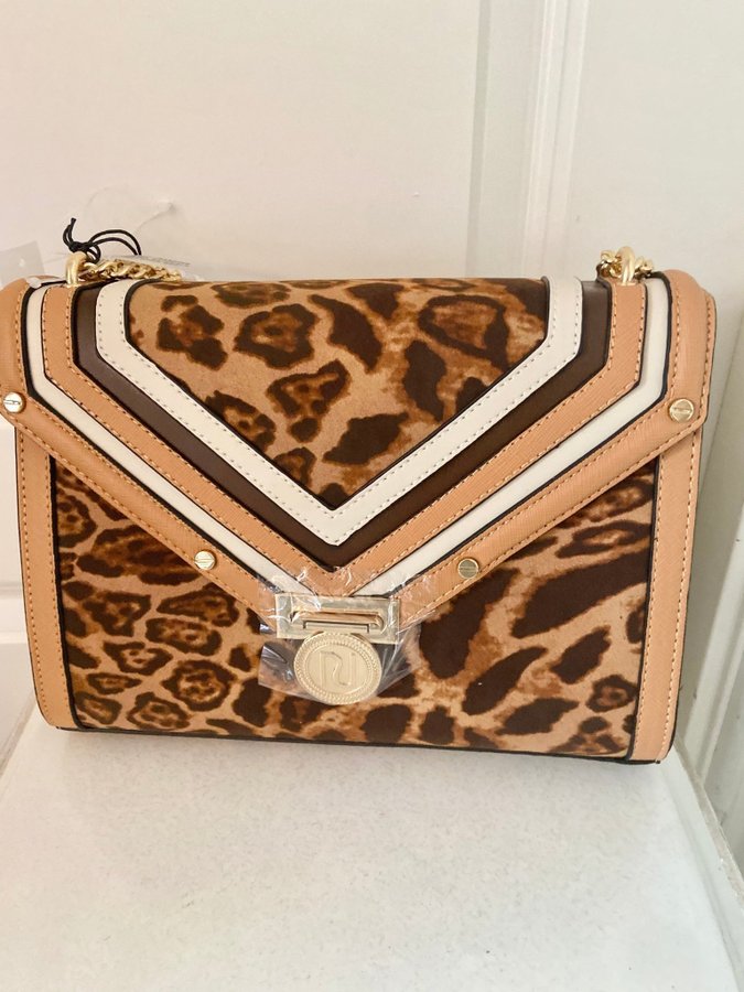 River Island Leopard Print Shoulder Bag Leopardmönstrad Axelremsväska Kedja