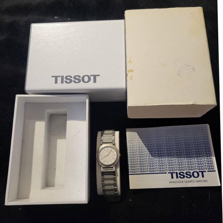 Tissot Damklocka Vattentålig Seiko Quartz Köpt 1991