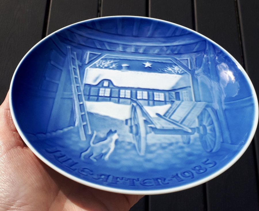 1985 Bing  Grøndahl Like-New Christmas Plate. Buy up to 6 = pay shipping for 1!