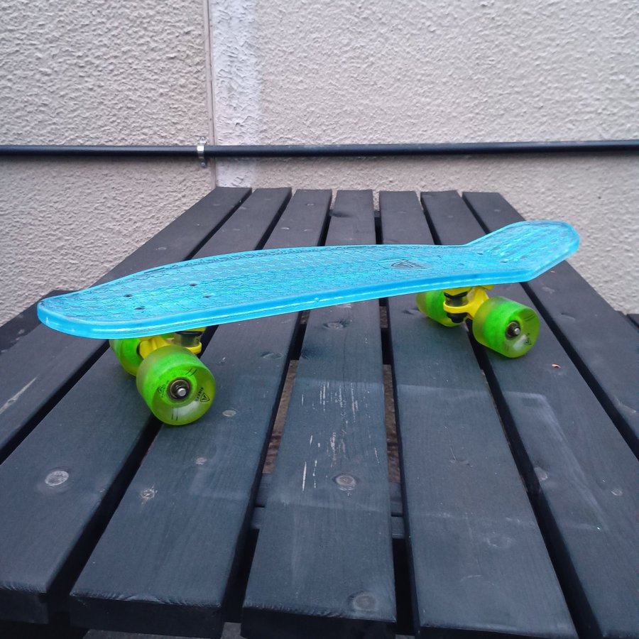 Firefly Skateboard - Blå - Hårdplast