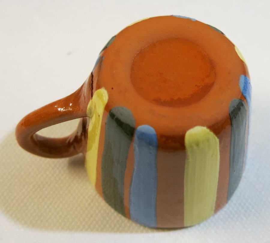 Vacker mugg i keramik
