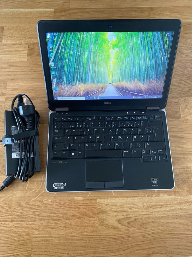 dell latitude E7240 i5 8GB 128GB SSD