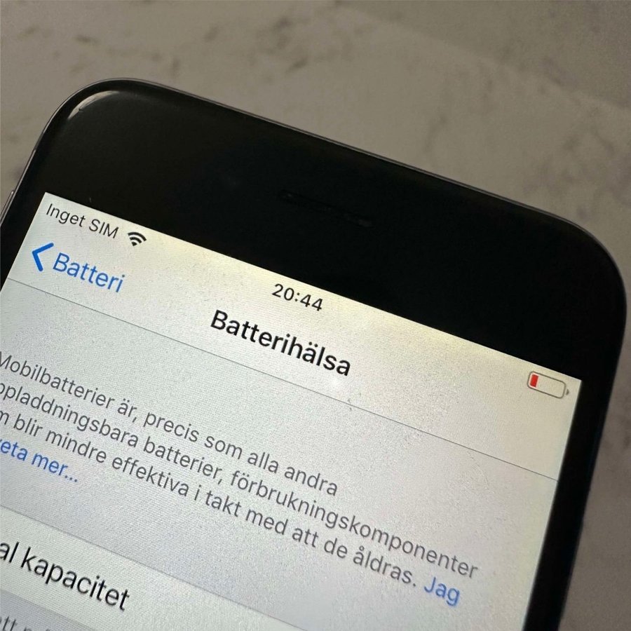 Apple iPhone 6 32GB Space Gray - 93% Batterihälsa