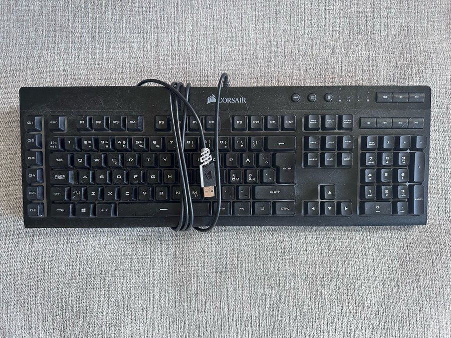 Corsair k 55 ( tangentbord )