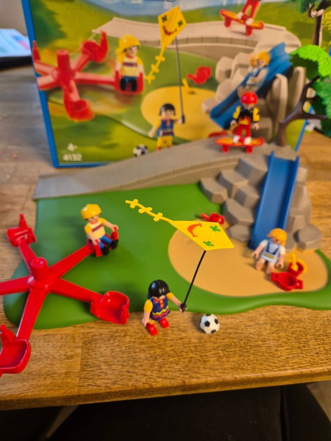 Playmobil City Life Lekplats 4132