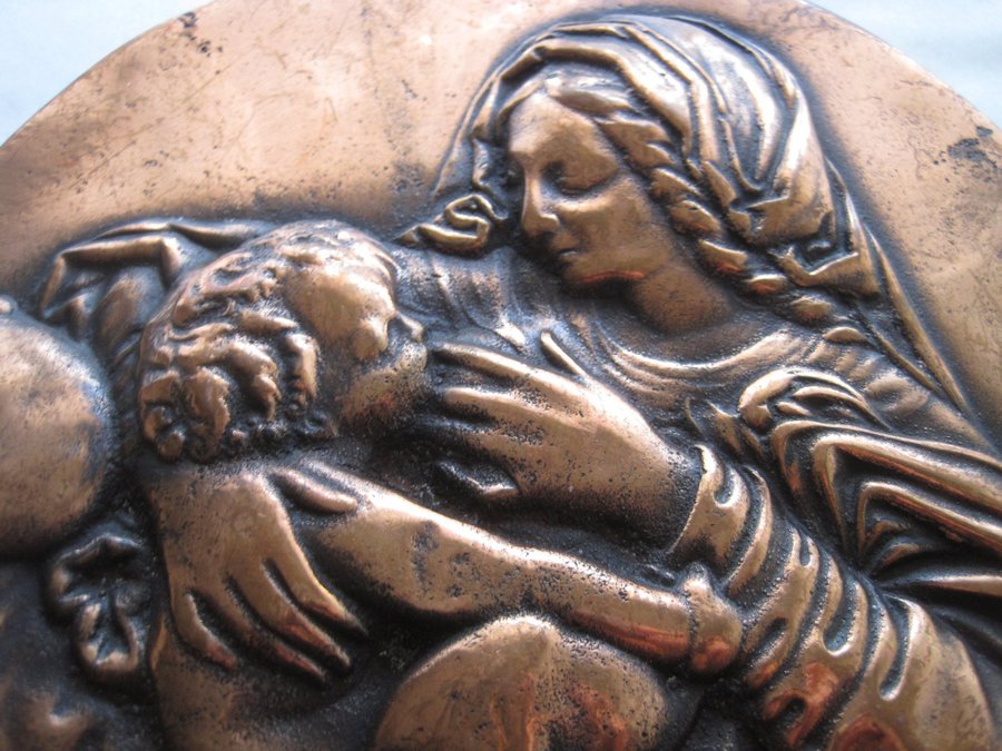 Kopparrelief Madonna med barn