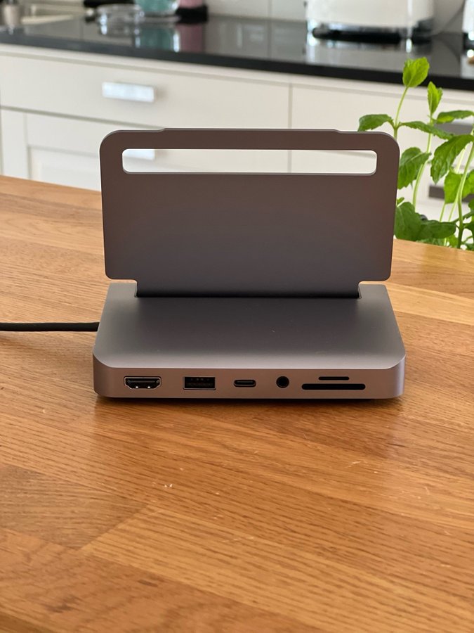 Ställ  Hubb till iPad USB-C