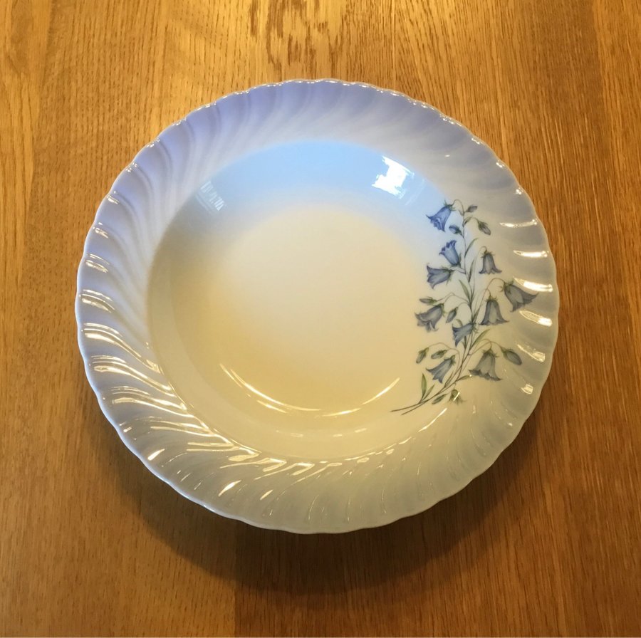 Tallrik djup Christineholm Porcelaine nr 1 jättefint skick Fyrklövern