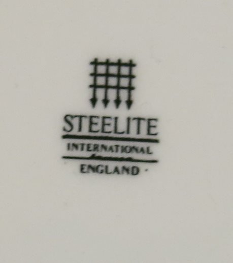 Stor djup tallrik Steelite International England