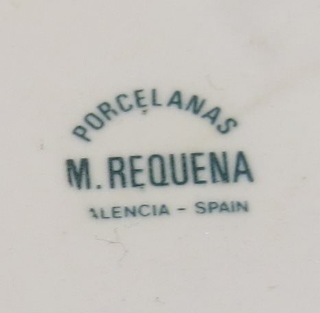 Vintage vas M Requena Porcelanas Valencia Spain