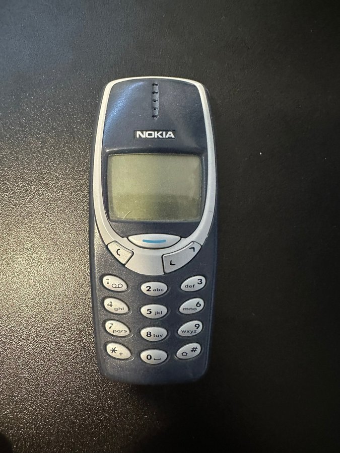 Nokia 3310 - Klassisk Mobiltelefon Ej Testad Ingen Laddare Inkluderad