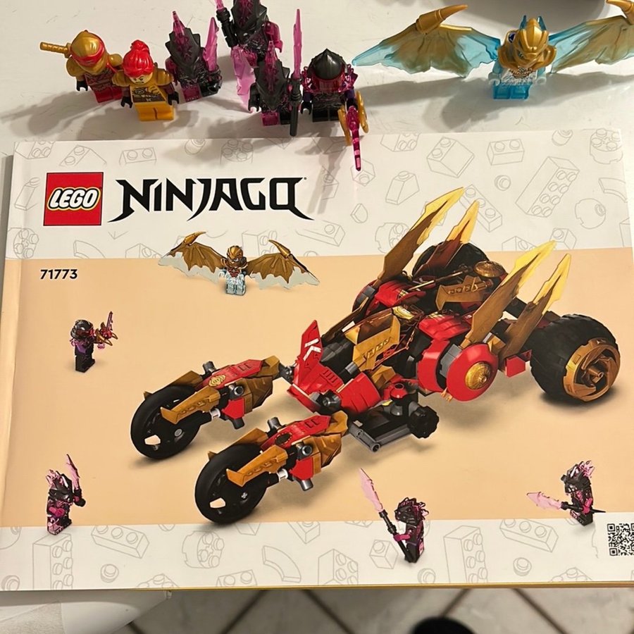 Lego Ninjago 71773 Kais Gyllene Drakraid