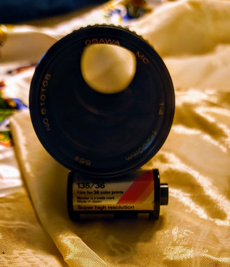 Tokina 35-70mm f/4 Lens (Minolta MD Mount)