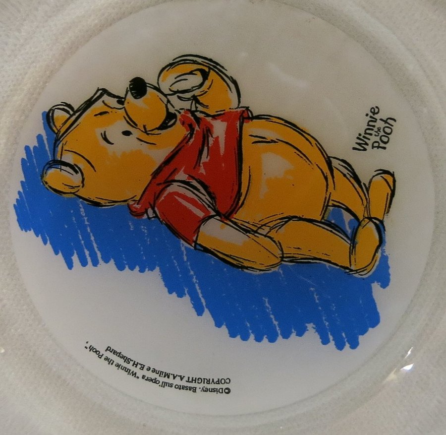 Assiett i glas Winnie The Pooh