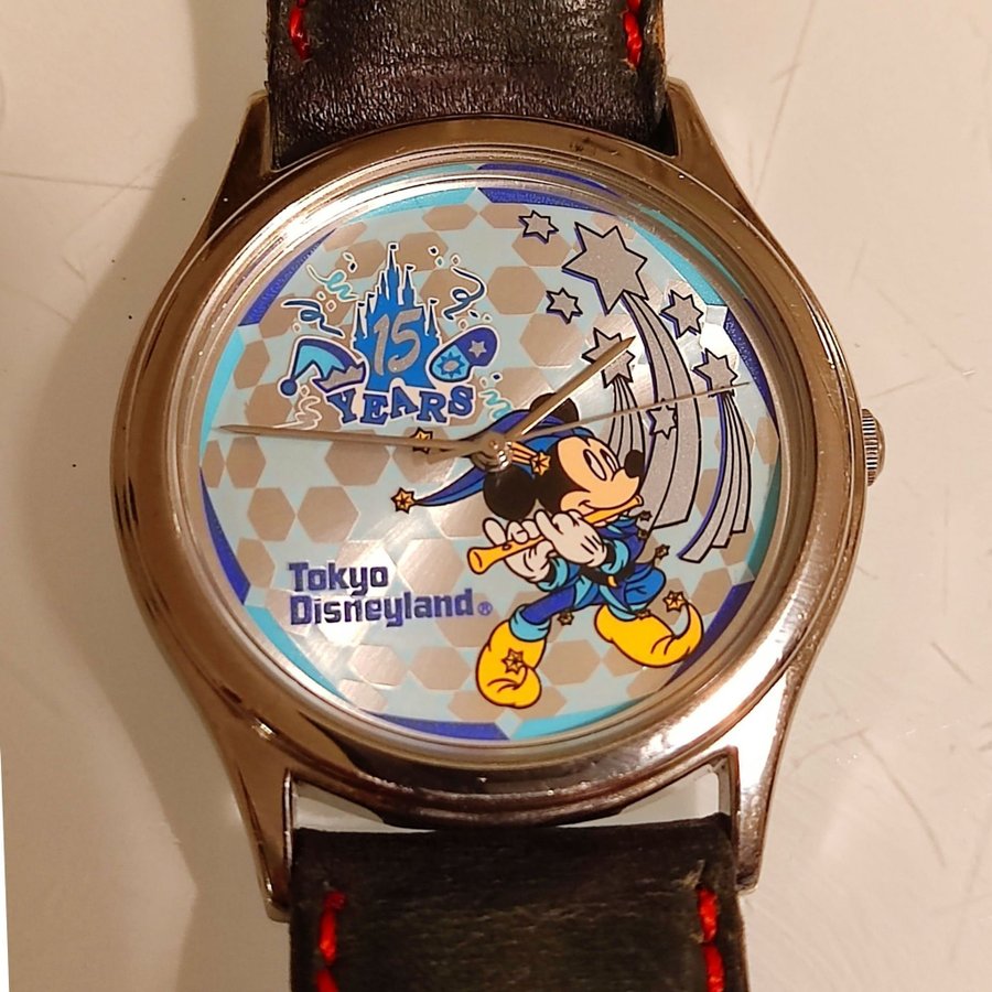 JDM Tokyo Disney Mickey Mouse limited edition 3000 by Seiko