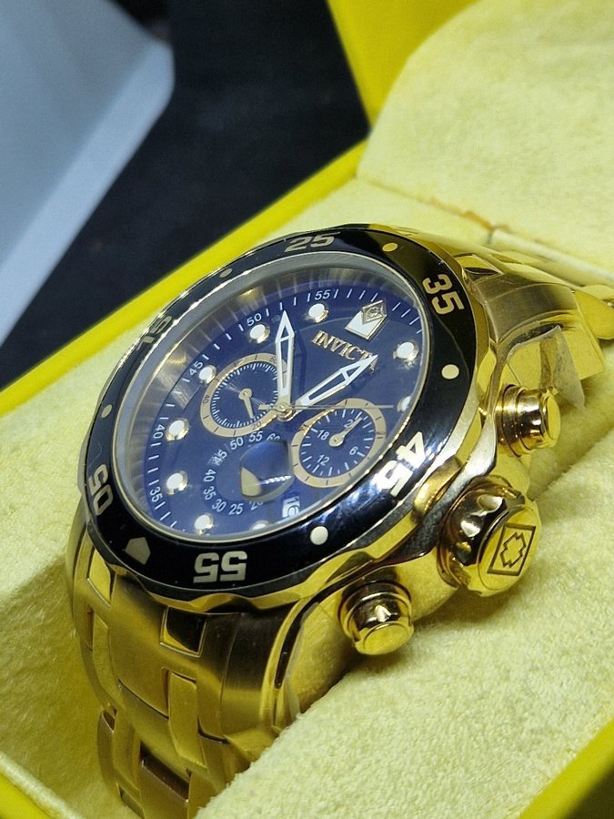 Invicta Pro Diver chronograph herrklocka