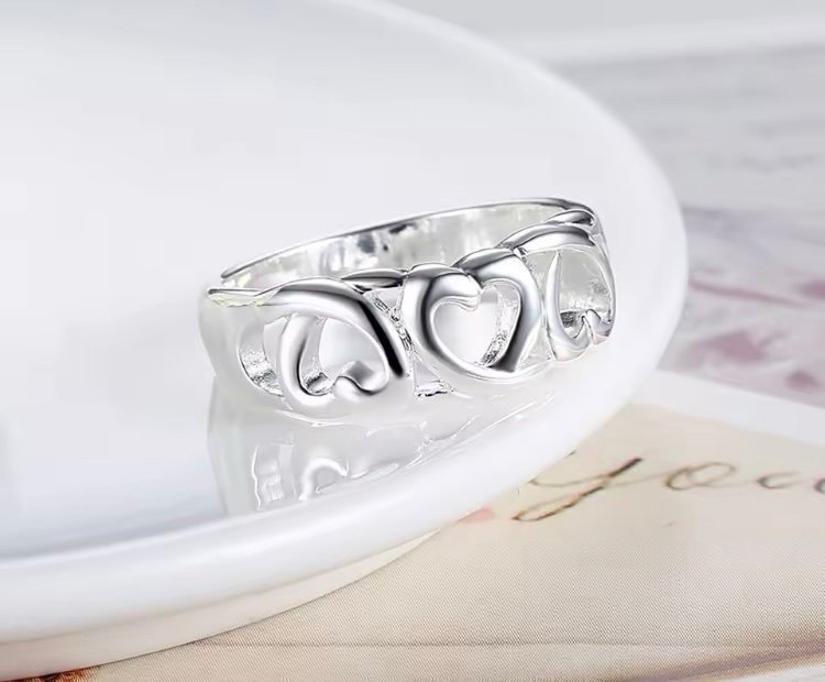 Ny Fin 925 Silver Ring - 3 Hjärtan -