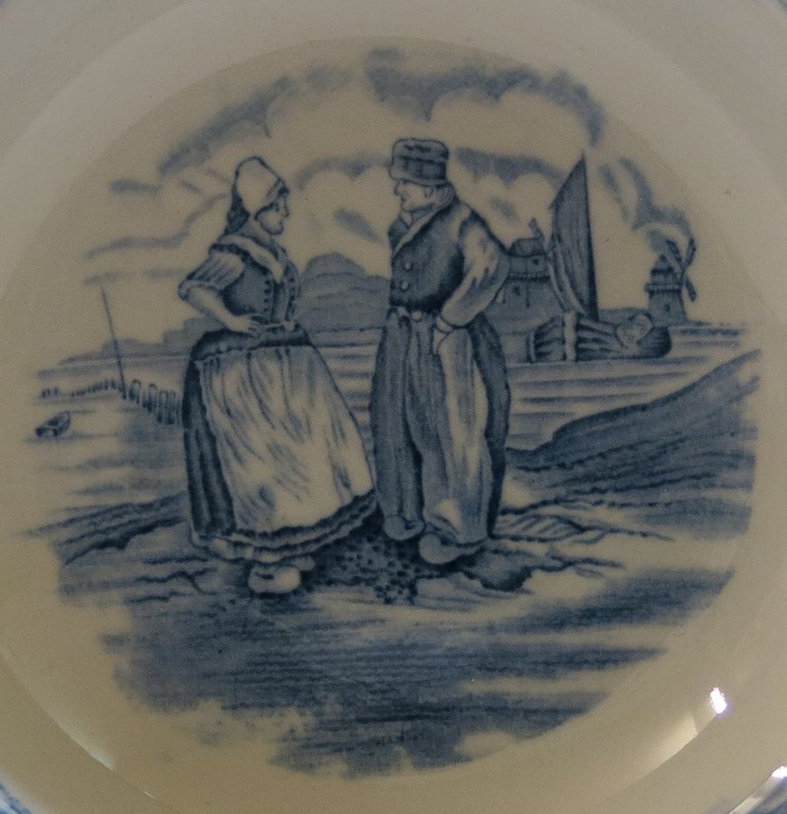 Djup tallrik HAGUE Wedgwood  CO England