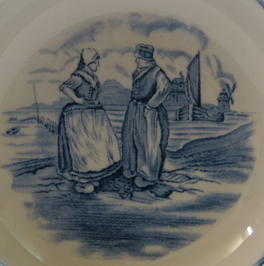 Djup tallrik HAGUE Wedgwood  CO England