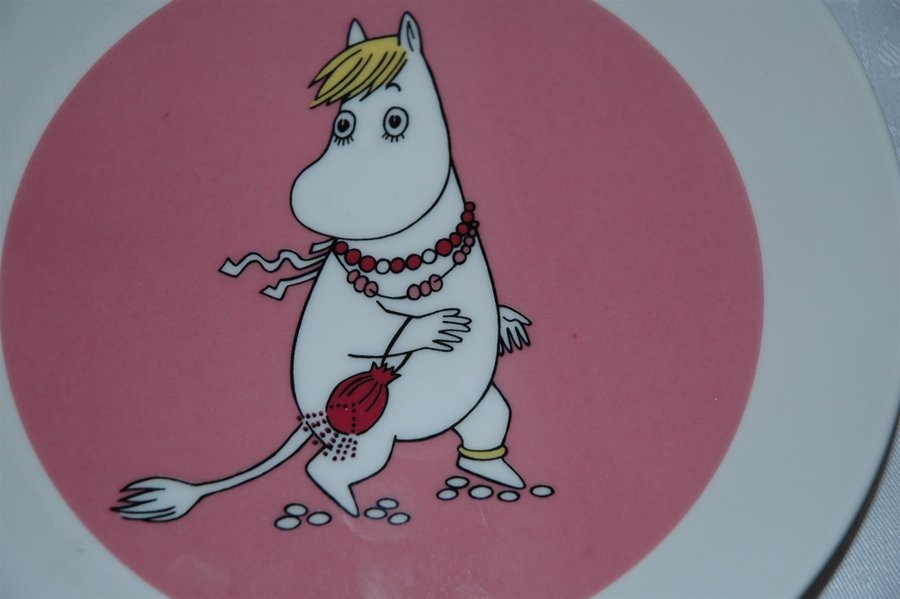 Ny Mumin tallrik - Snorkmaiden pink - Snorkfröken tallrik - utgått