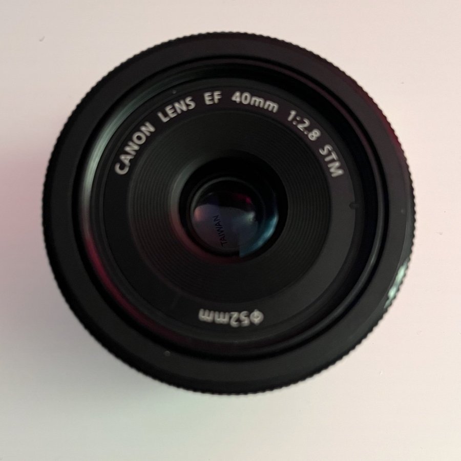 Canon EF 40mm f/2.8 STM Objektiv