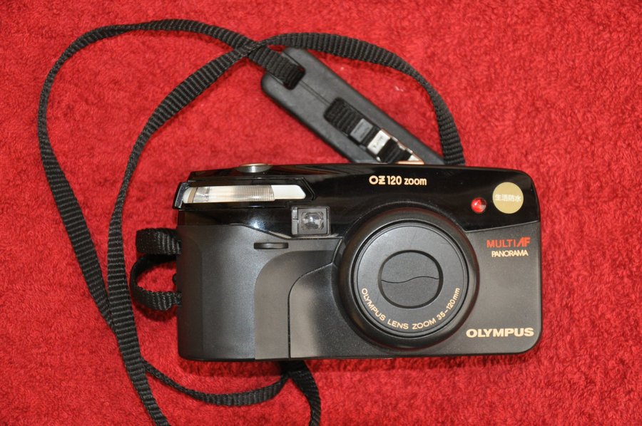 Olympus OZ 120 Zoom kamera