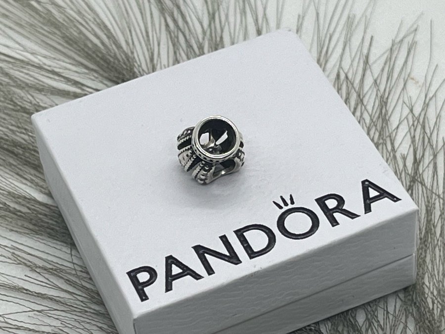 Pandora berlock, silver.