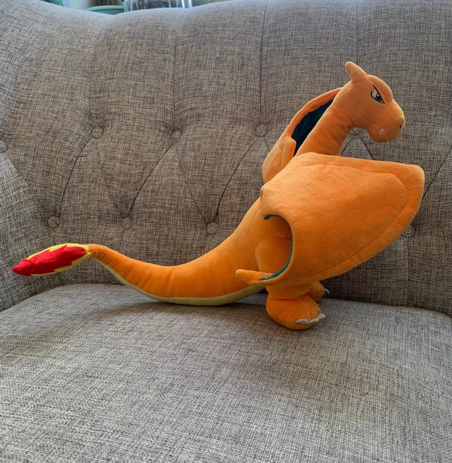 Pokémon Charizard gosedjur mjukisdjur drake