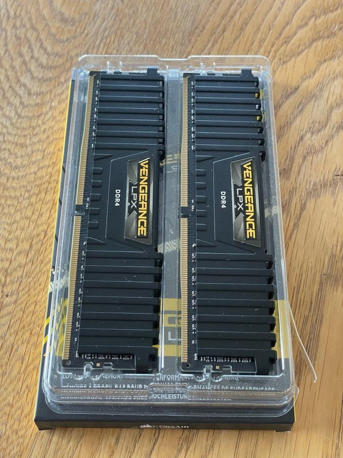 Corsair RAM DDR4 2666MHz 16GB (2x8GB)