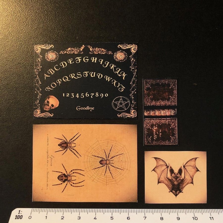 Miniatyr Halloween dekor tarot Ouija mm tittskåp dockskåp dockhus 1:12