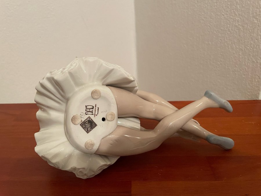 Ballerina, figurin - NAO , Spanien