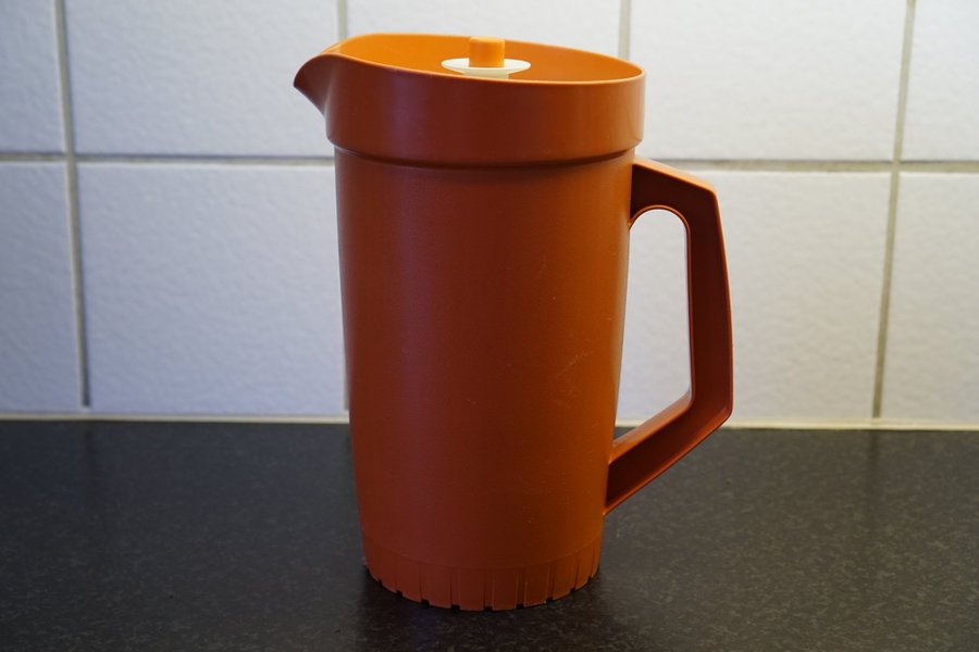 Tupperware multi kanna med lock Retro