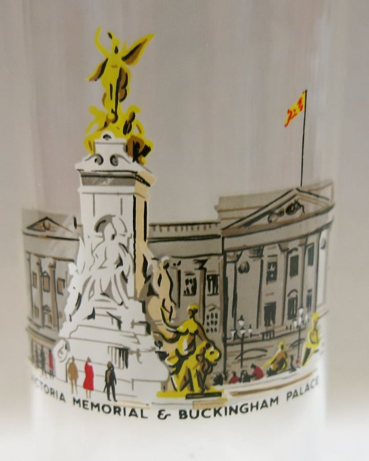 Vintage dricksglas Victoria memorial Buckingham palace