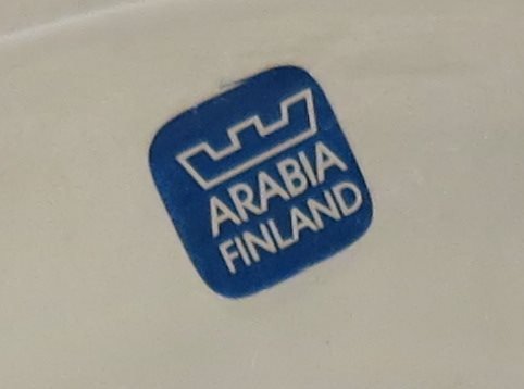 Assiett i glas Arabia Finland