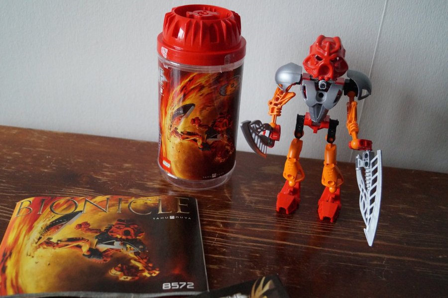 Bionicle 8572 - Tahu Nuva