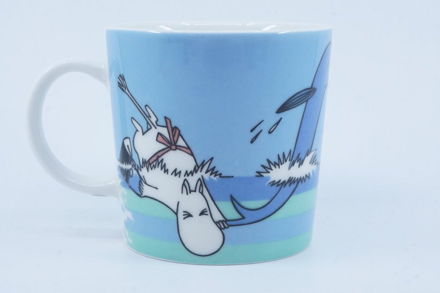 Muminmugg Delfindyk / Moomin Mug Dolphin Dive [B]