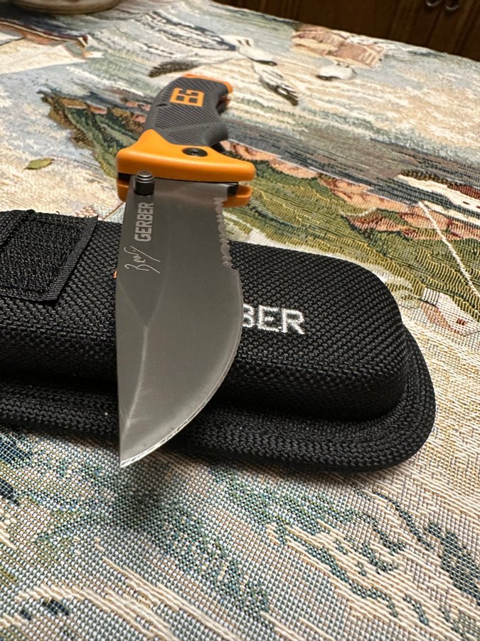 Gerber Bear Grylls kniv