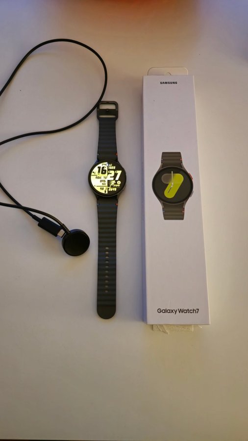 Samsung Galaxy S24 Ultra + Galaxy Watch7