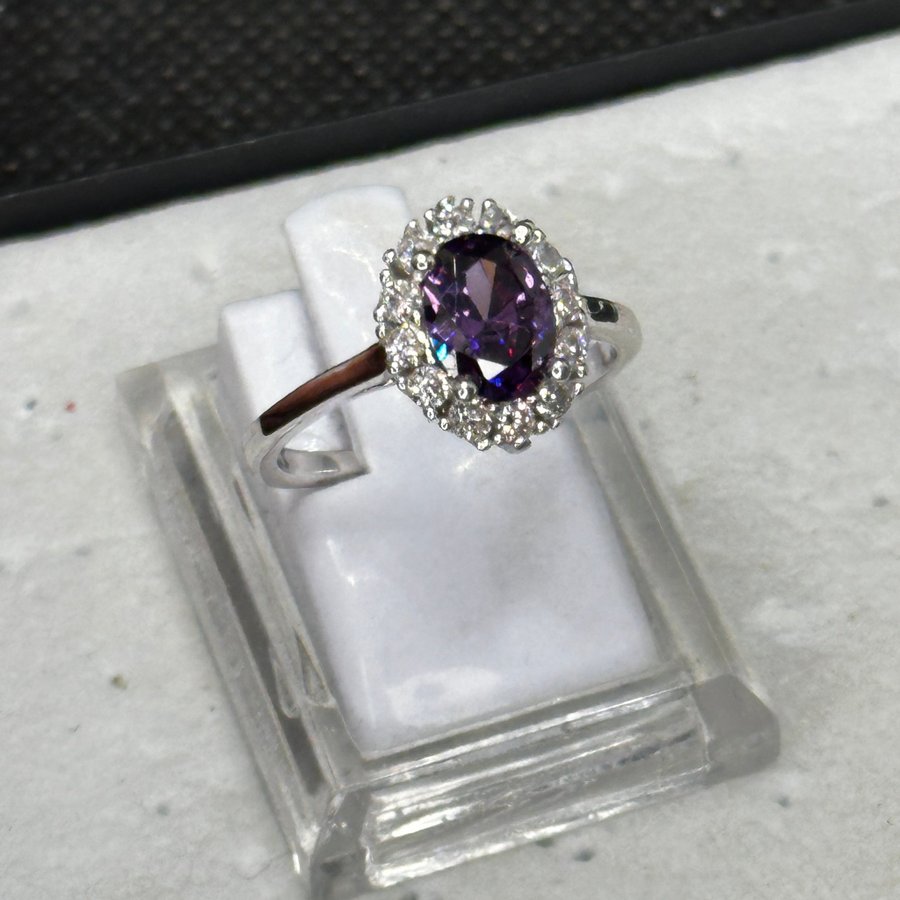 Äkta 925 silver ring med Amethyst