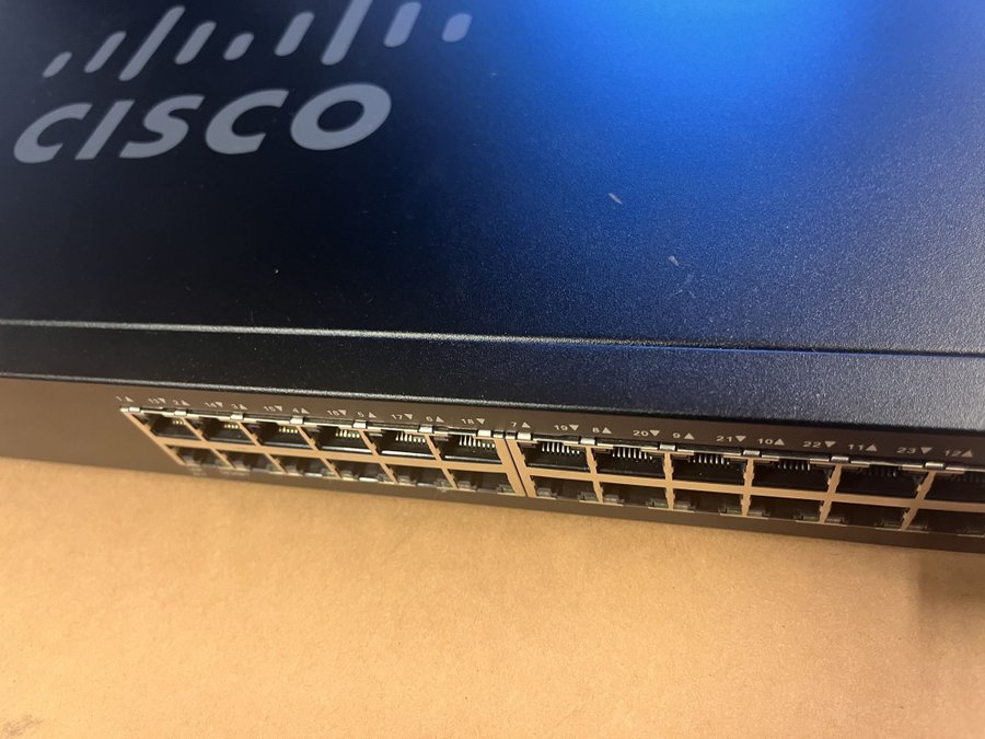 Cisco SG110-24 24-Port Gigabit Switch