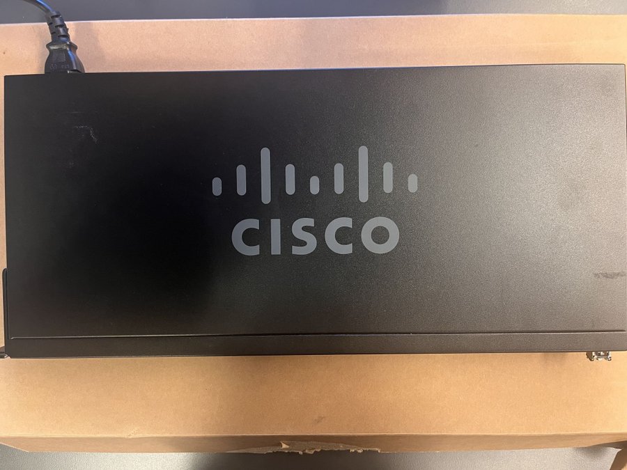 Cisco SG110-24 24-Port Gigabit Switch