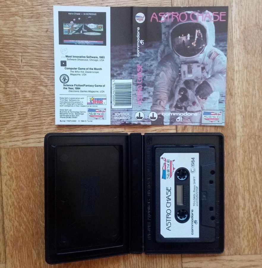 Astro Chase (Statesoft - First Star) ->TESTAD<- Commodore 64 / C64 Spel