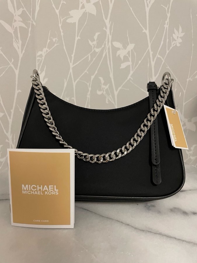 MICHAEL MICHAEL KORS JET CHARM CHAIN POUCHETTE NY