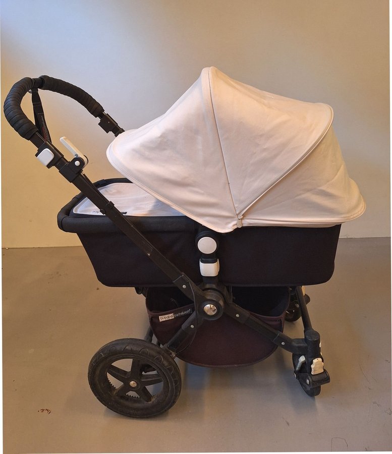 Bugaboo Cameleon 3 barnvagn svart