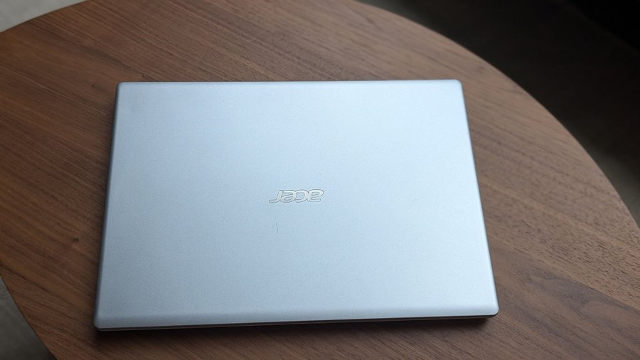 Acer Aspire 1